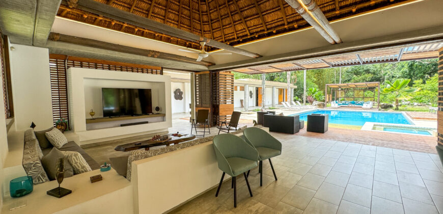 1819 Finca De Lujo Villeta Cundinamarca📍