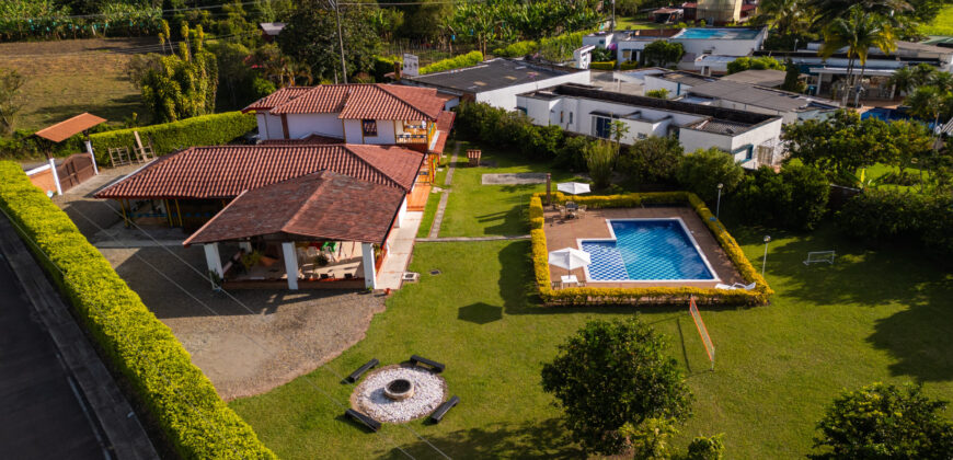 1806 Finca Pueblo Tapao Quindío📍