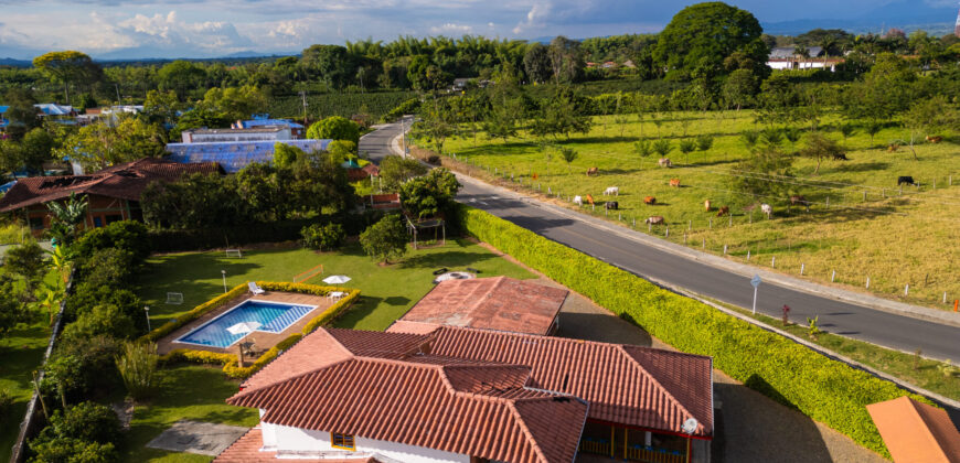 1806 Finca Pueblo Tapao Quindío📍