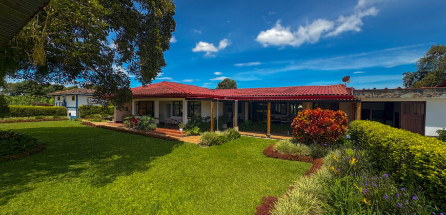 1835 Finca Montenegro Quindío📍