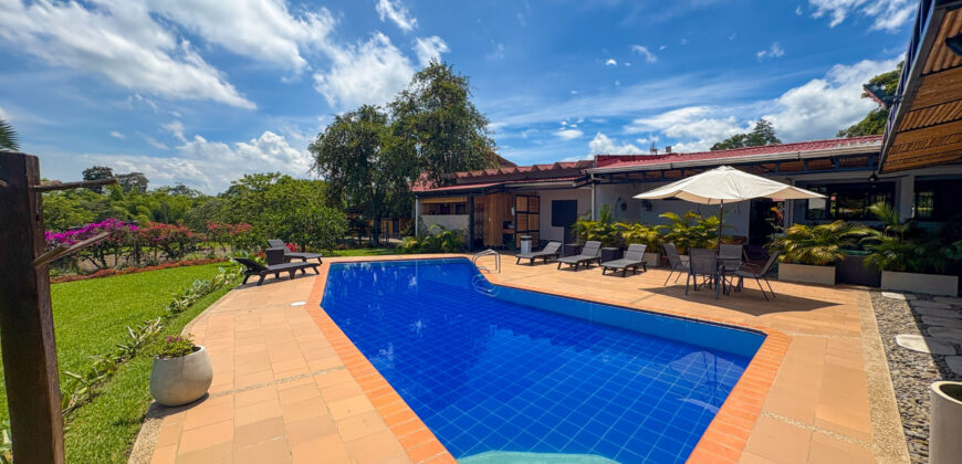 1835 Finca Montenegro Quindío📍