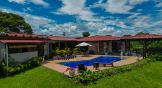 1835 Finca Montenegro Quindío📍