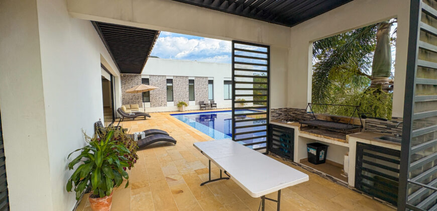 1841 Casa De Descanso Villeta Cundinamarca📍