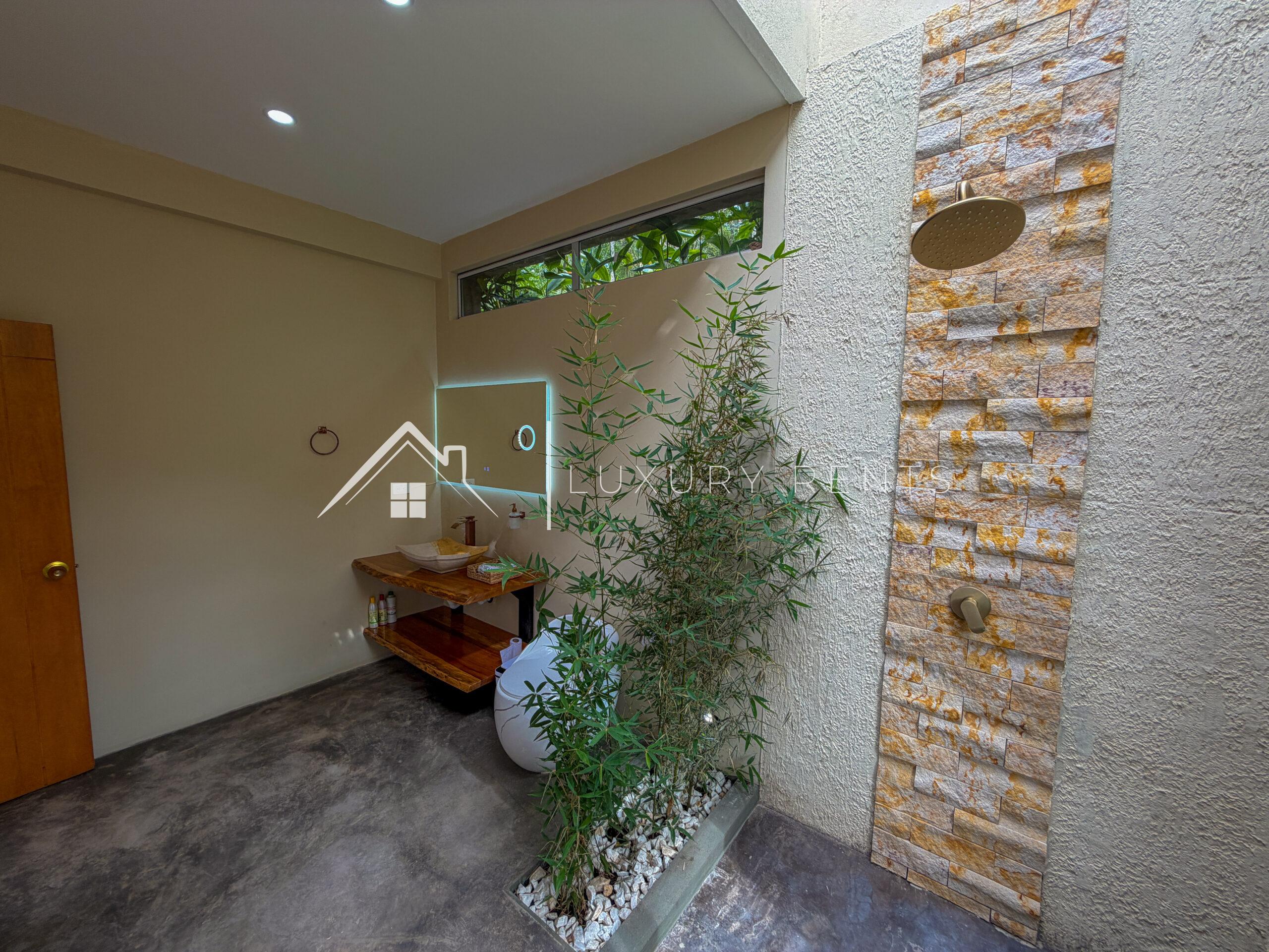 1851 Villa De Lujo Villeta Cundinamarca📍