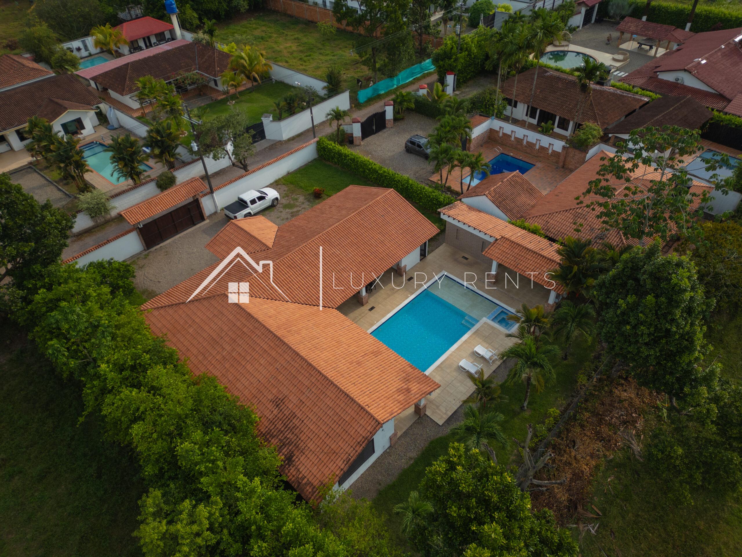 1854 Finca Villavicencio Meta 📍