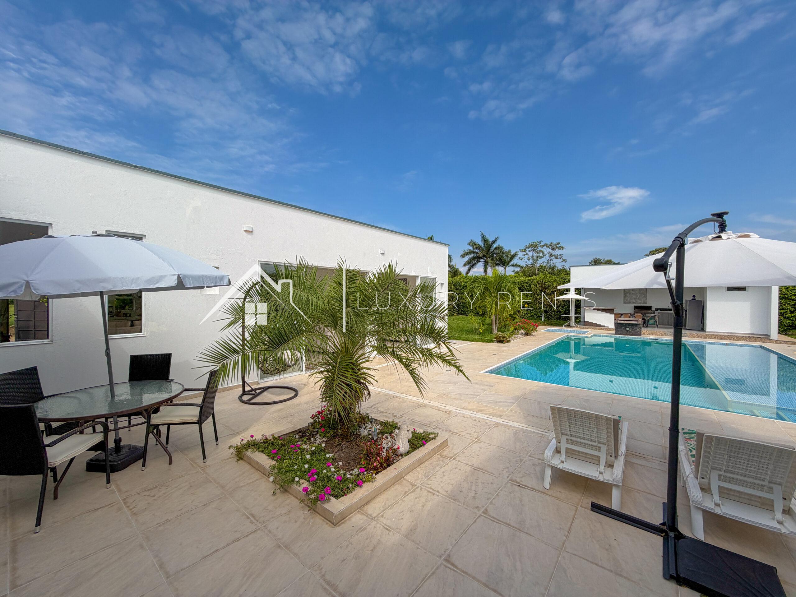 1860 Finca Villavicencio Meta 📍