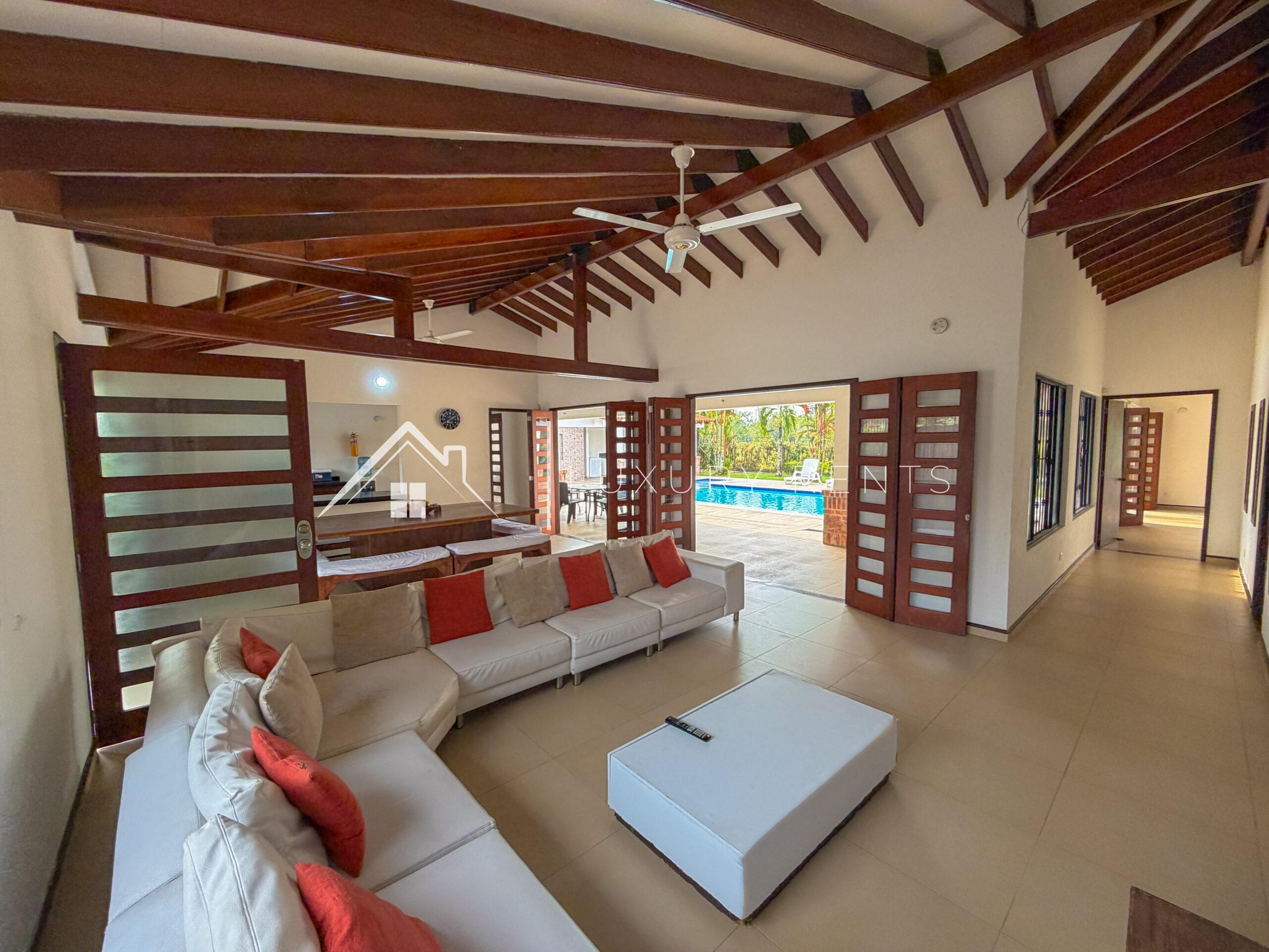 1854 Finca Villavicencio Meta 📍