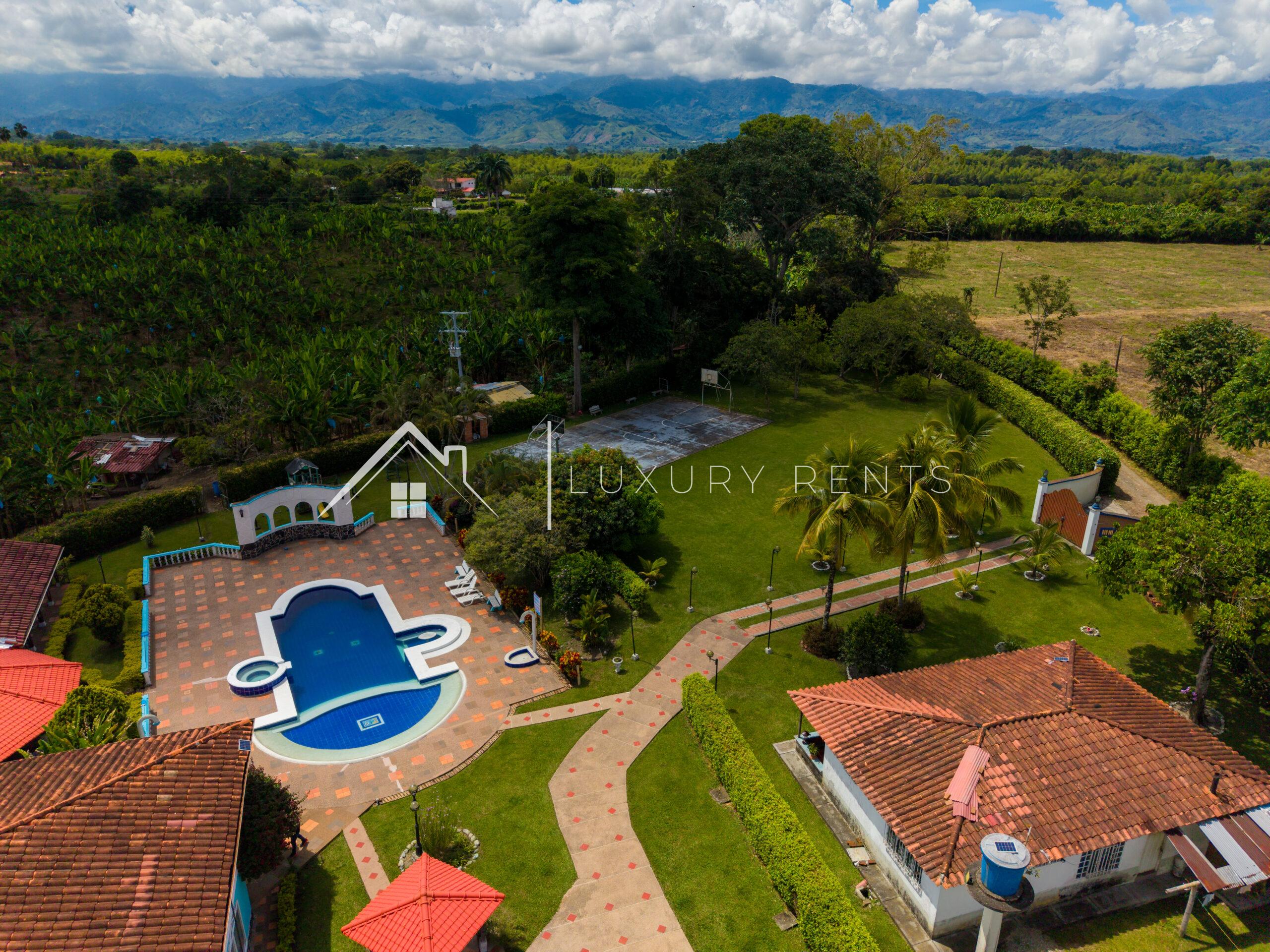 1870 Finca La Tebaida Quindío📍