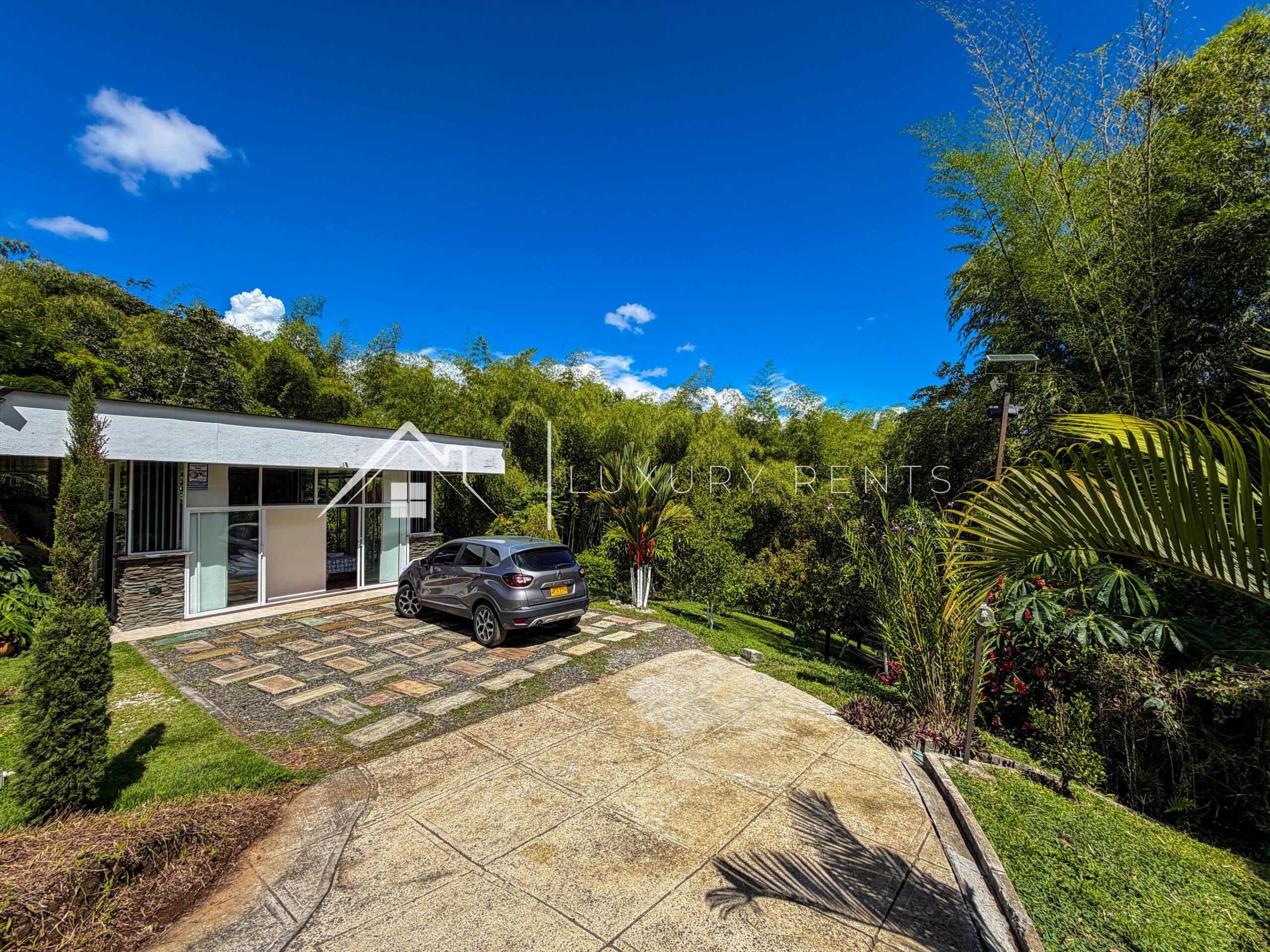 1869 Villa En Alcalá 📍