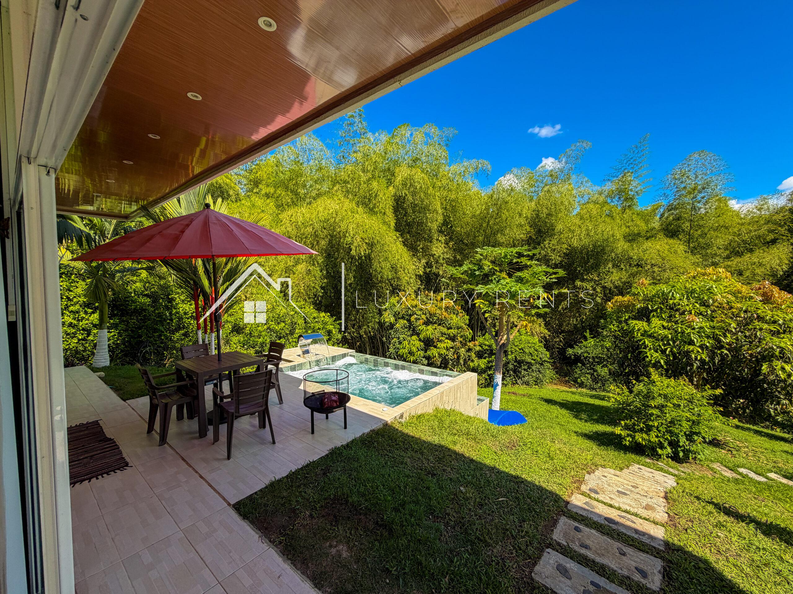 1869 Villa En Alcalá 📍