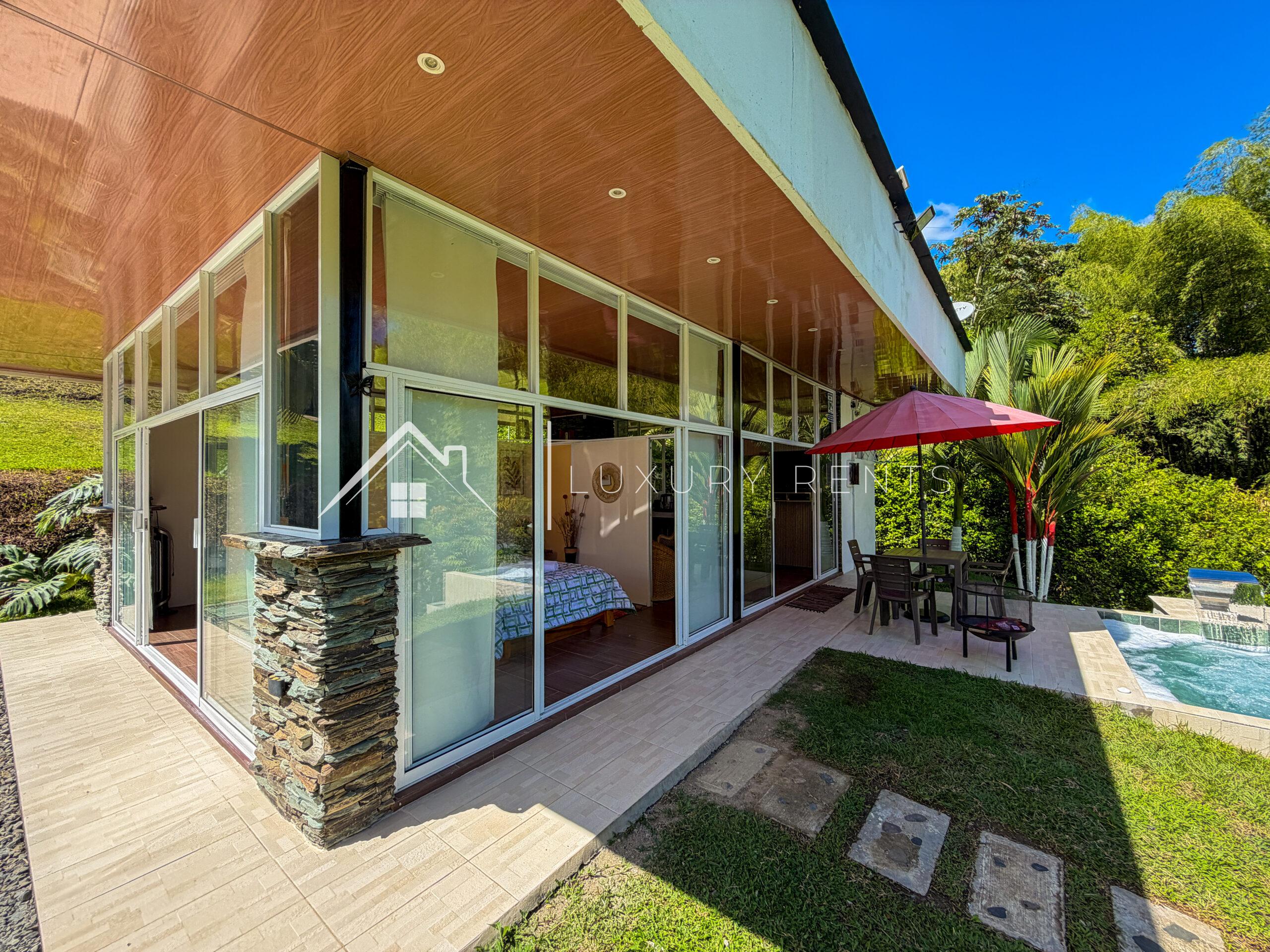 1869 Villa En Alcalá 📍