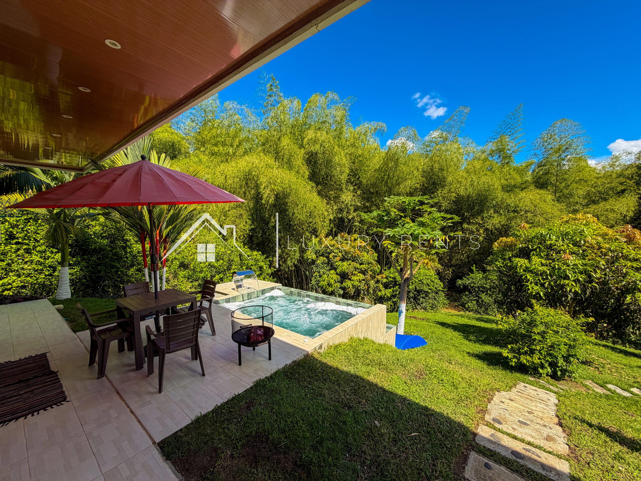 1869 Villa En Alcalá 📍