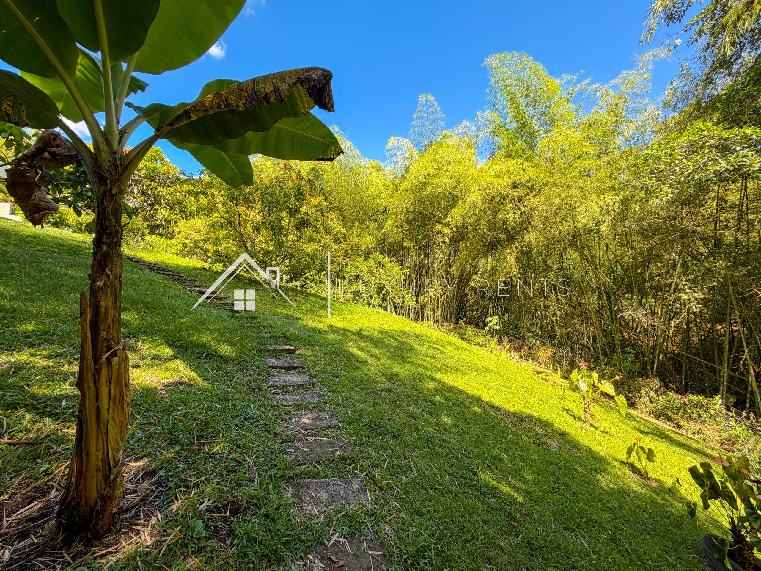 1869 Villa En Alcalá 📍