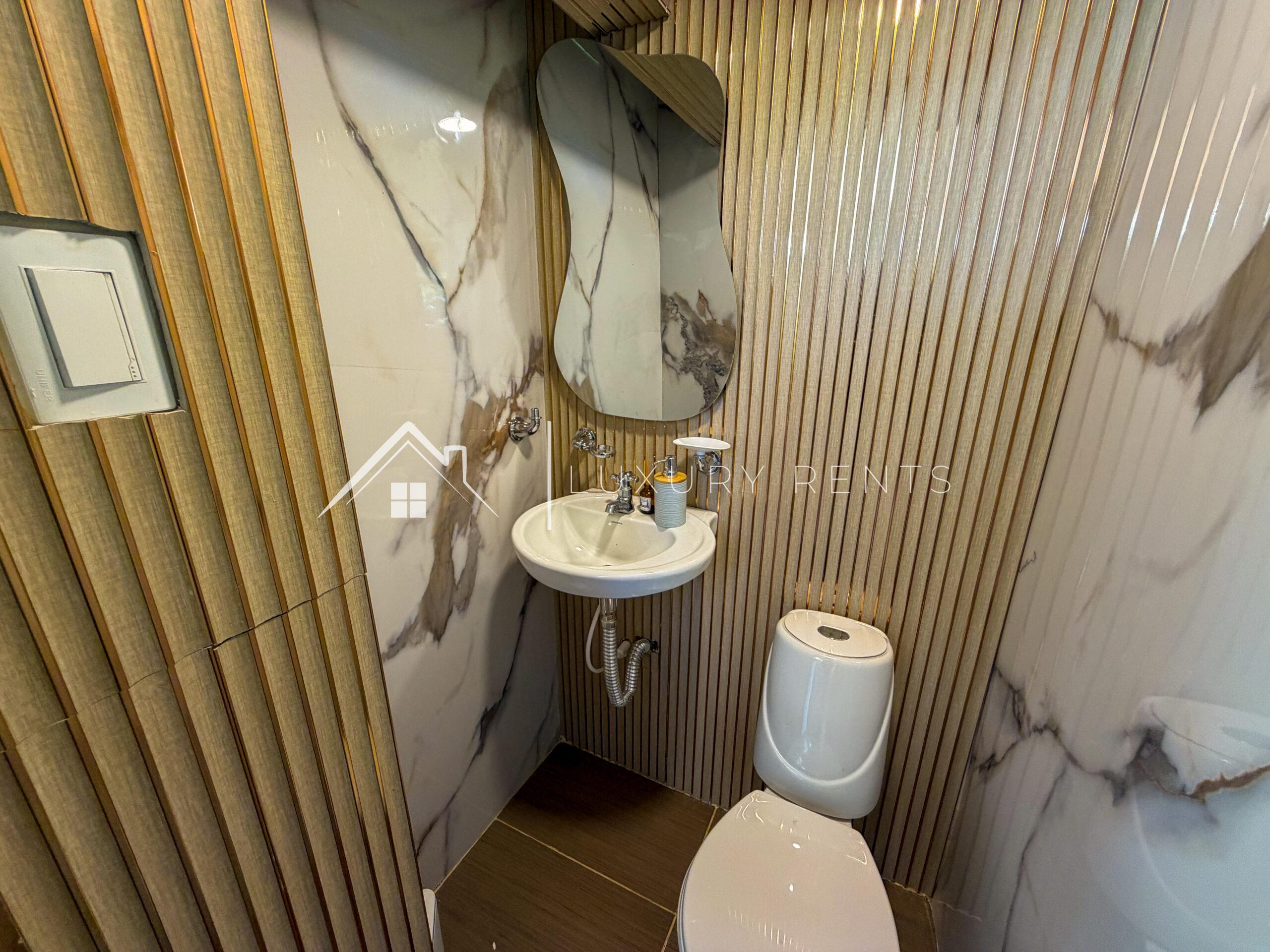 1869 Villa En Alcalá 📍