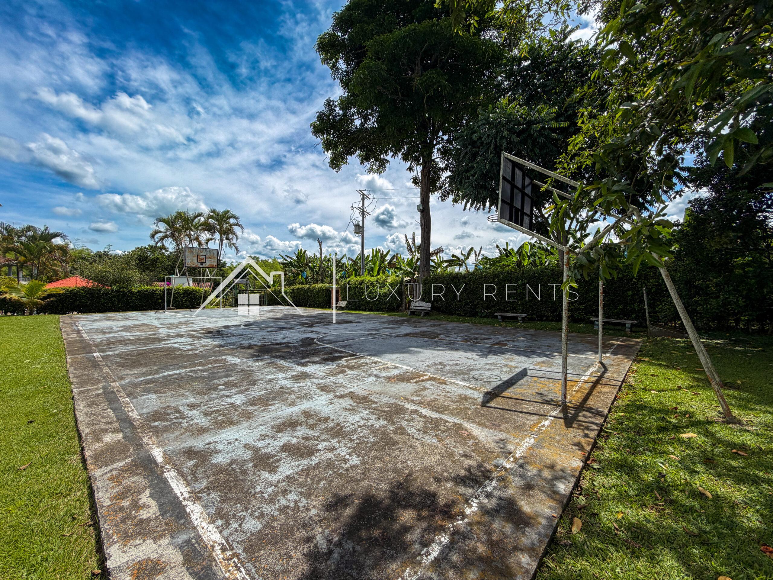 1870 Finca La Tebaida Quindío📍